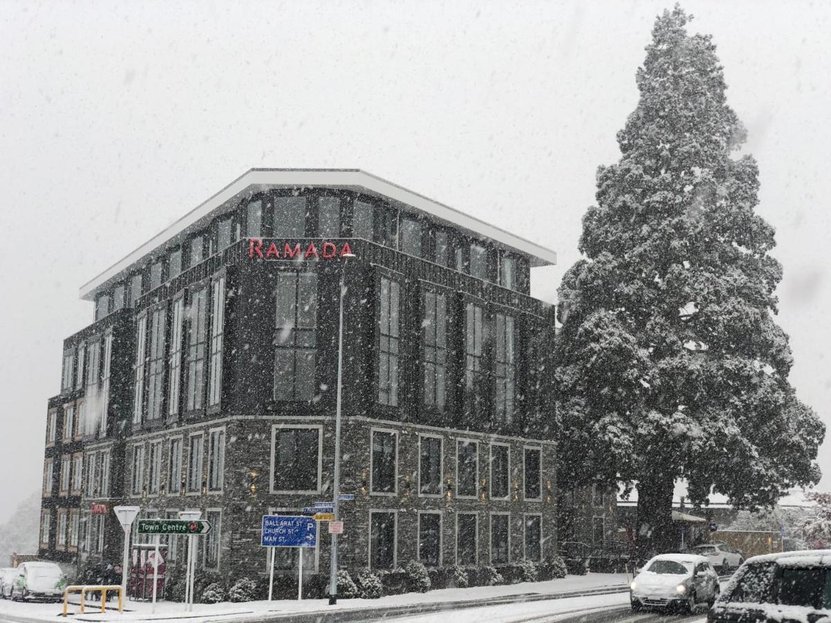 Ramada By Wyndham Queenstown Central Exterior foto