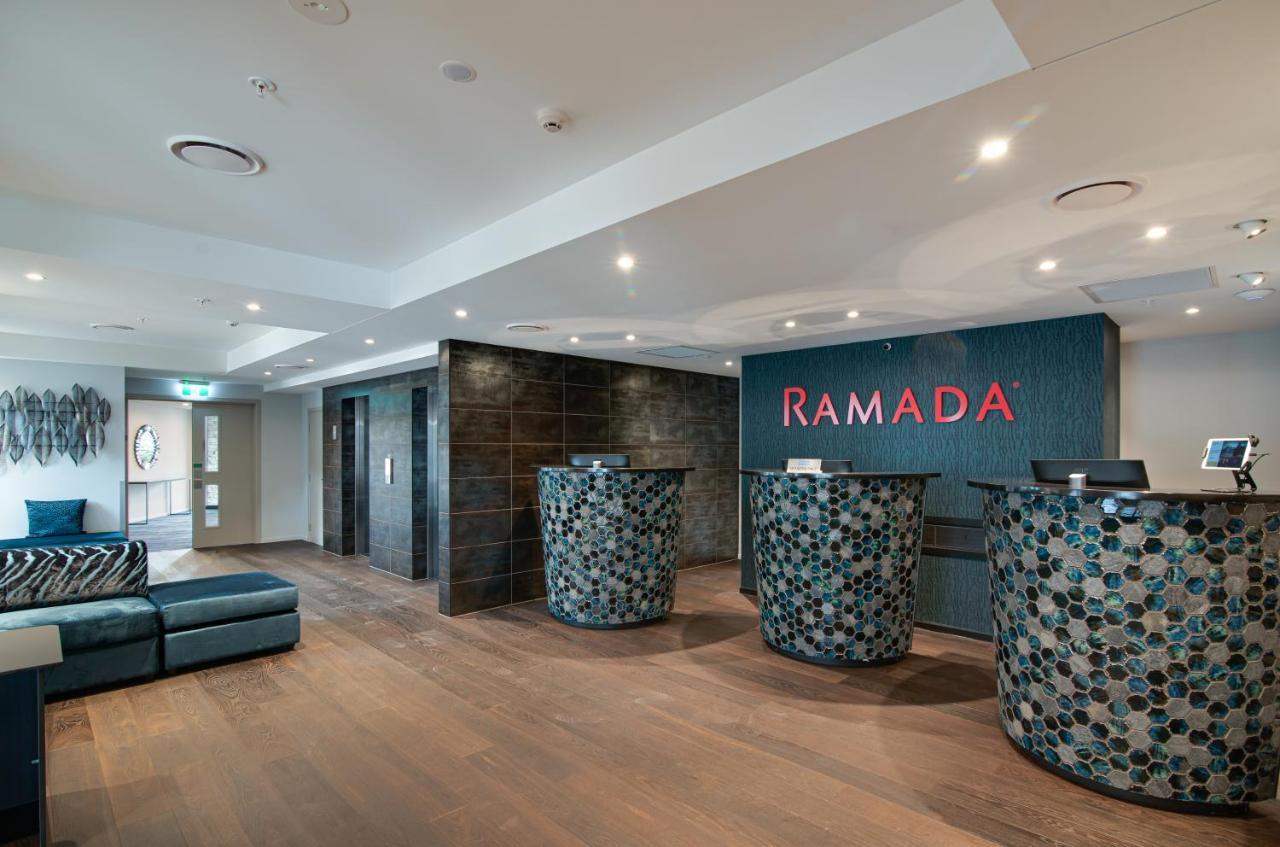 Ramada By Wyndham Queenstown Central Exterior foto