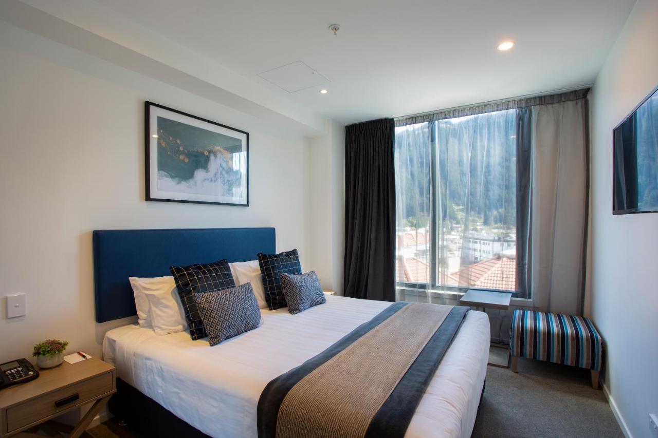 Ramada By Wyndham Queenstown Central Exterior foto
