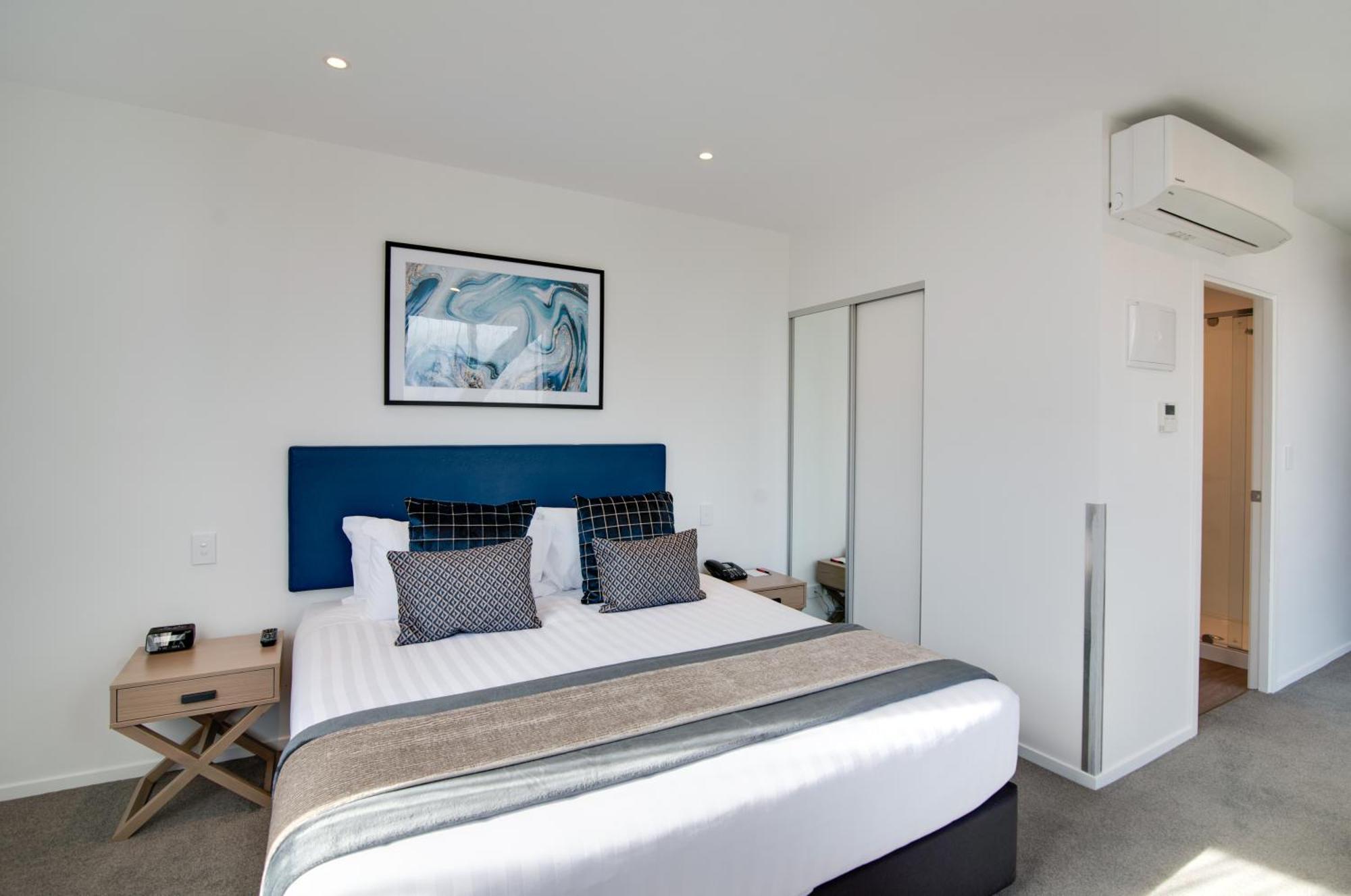 Ramada By Wyndham Queenstown Central Exterior foto